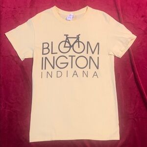 Yellow Bloomington Indiana Short Sleeve Bicycle Graphic T-Shirt Men’s Sz Small